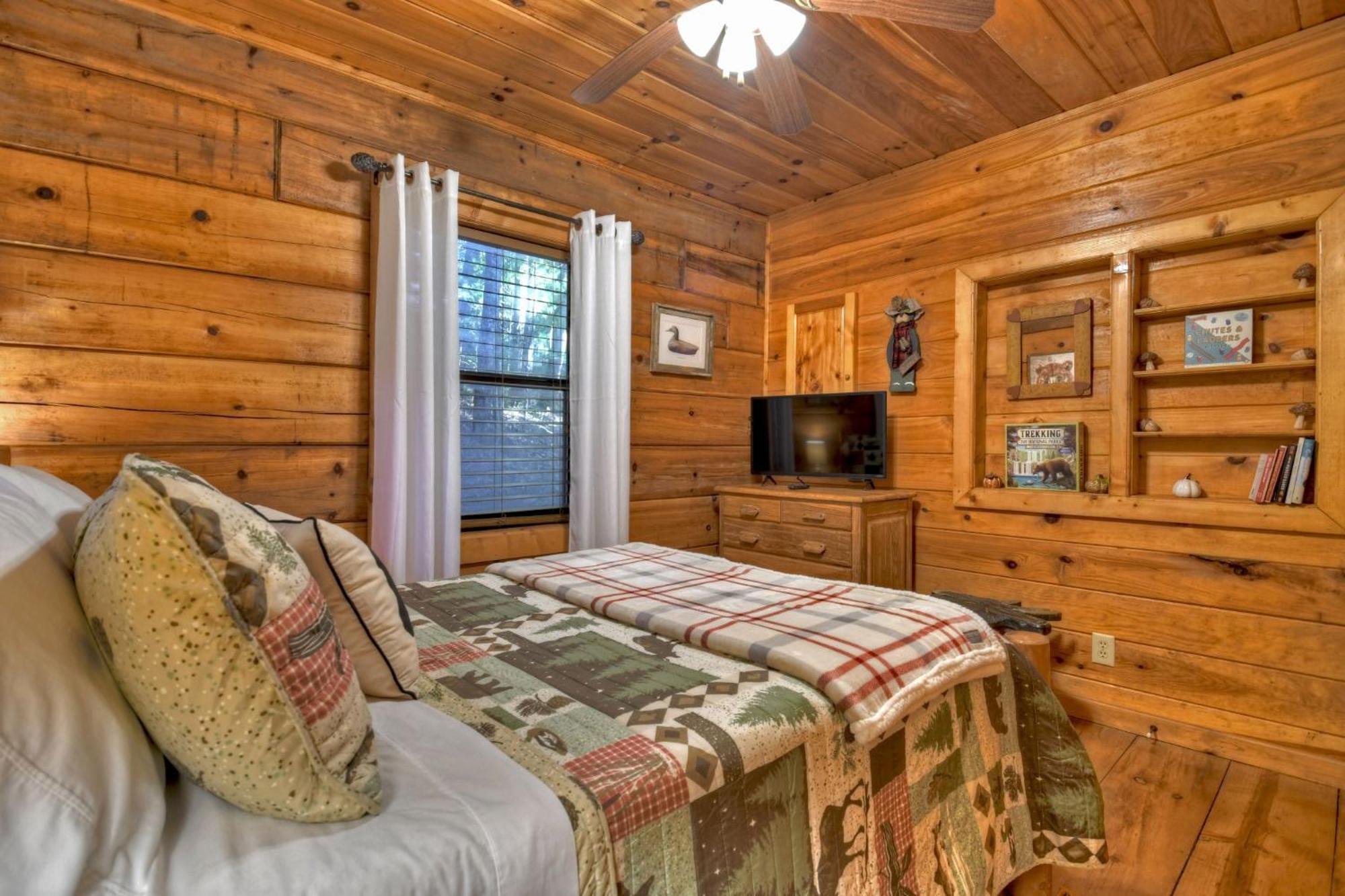 Hygge Haus Rustic Charm Cozy Beds And A Serene Location Ellijay Exteriör bild